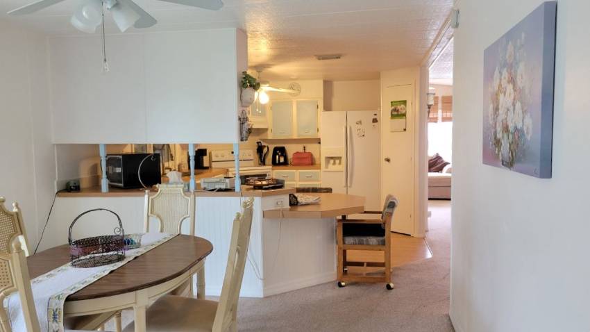 12 Navel Circle a Winter Haven, FL Mobile or Manufactured Home for Sale